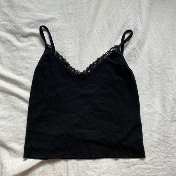 Brandy Melville Tops - BRANDY MELVILLE LACE TANK